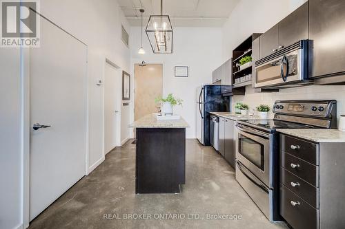 126 - 410 King Street W, Kitchener, ON - Indoor Photo Showing Kitchen