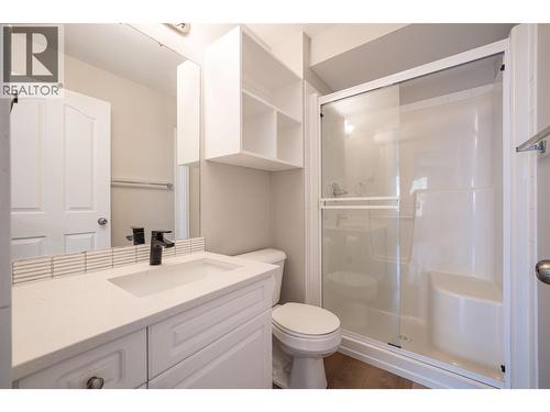 301 Browne Road Unit# 312, Vernon, BC - Indoor Photo Showing Bathroom