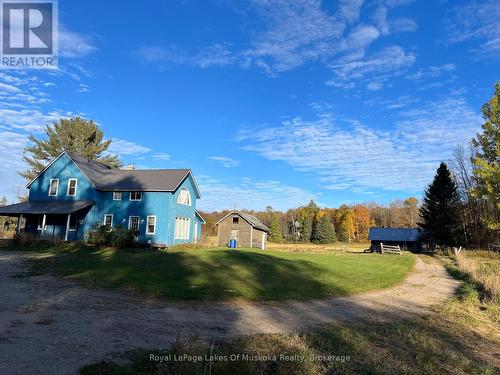2245 Ahmic Lake Road, Magnetawan, ON - Outdoor