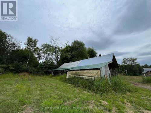 2245 Ahmic Lake Road, Magnetawan, ON - Outdoor