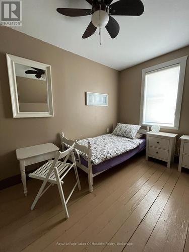 2245 Ahmic Lake Road, Magnetawan, ON - Indoor Photo Showing Bedroom