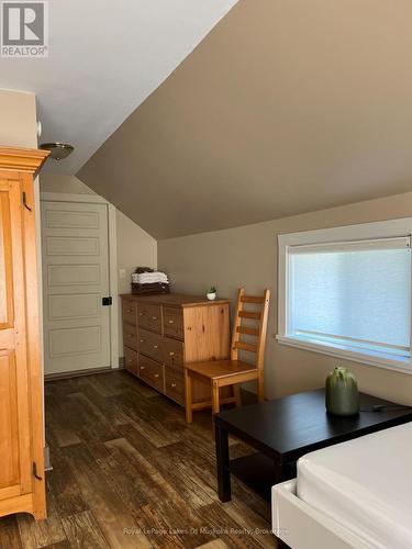 2245 Ahmic Lake Road, Magnetawan, ON - Indoor