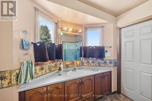 77242 London Road, Huron East (Tuckersmith), ON - Indoor Photo Showing Bathroom
