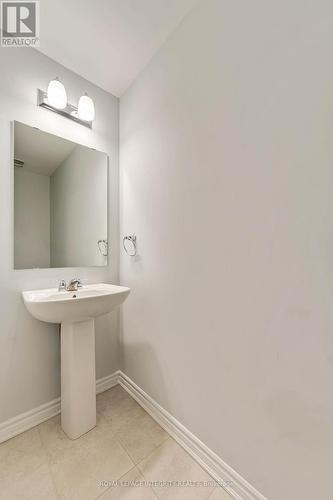 580 Catleaf Row, Ottawa, ON - Indoor Photo Showing Bathroom