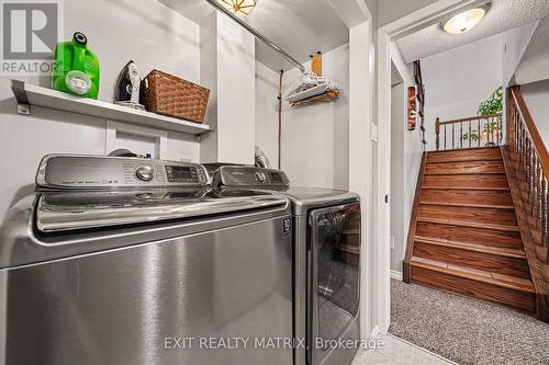 39 Lapointe Boulevard, Russell, ON - Indoor Photo Showing Laundry Room