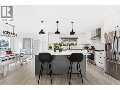 932 Mccartney Road, West Kelowna, BC - Indoor Photo Showing Kitchen With Upgraded Kitchen