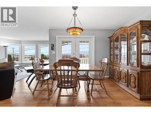 124 Sarsons Road Unit# 17, Vernon, BC - Indoor Photo Showing Dining Room