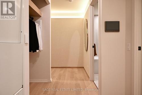 101 - 109 Erskine Avenue, Toronto, ON - Indoor Photo Showing Other Room