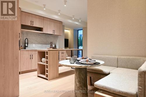 101 - 109 Erskine Avenue, Toronto, ON - Indoor