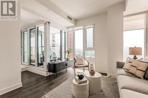 2401 E - 70 Princess Street, Toronto, ON - Indoor Photo Showing Other Room