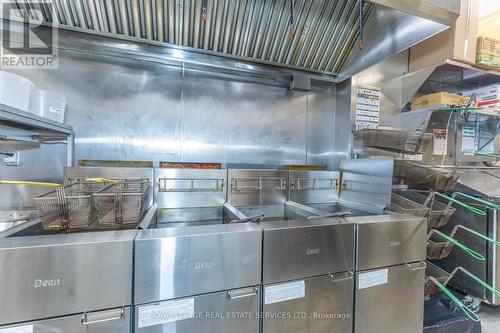 22B - 22 Bathurst Street, Toronto, ON 