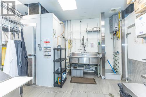 22B - 22 Bathurst Street, Toronto, ON 