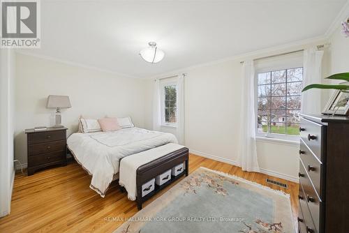 59 Grove Park Crescent, Toronto, ON - Indoor Photo Showing Bedroom
