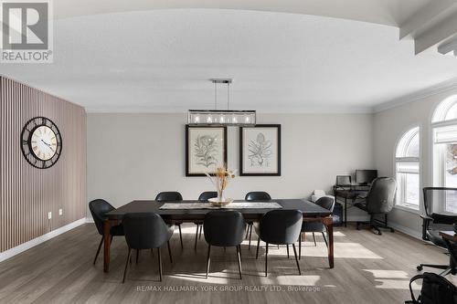 18 Todd Drive, Barrie, ON - Indoor Photo Showing Dining Room