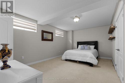 18 Todd Drive, Barrie, ON - Indoor Photo Showing Bedroom