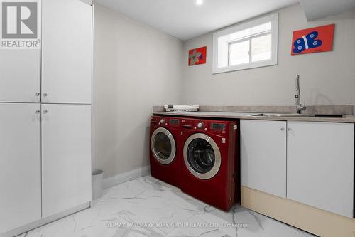 18 Todd Drive, Barrie, ON - Indoor Photo Showing Laundry Room