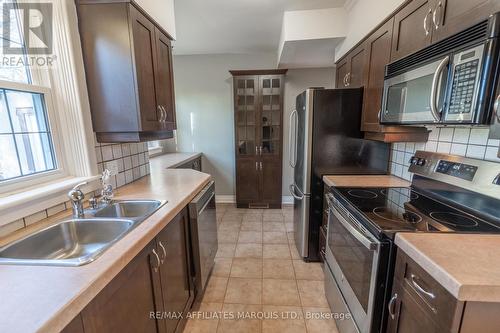 9 Old Orchard Avenue, Cornwall, ON - Indoor Photo Showing Kitchen With Double Sink