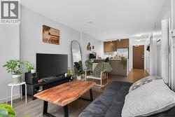 606 1009 HARWOOD STREET  Vancouver, BC V6E 0C2