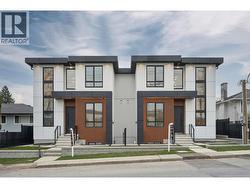 1 6362 CURTIS STREET  Burnaby, BC V5B 2A5