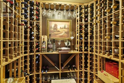 1522 Glenhill Crescent, Mississauga, ON - Indoor With Storage