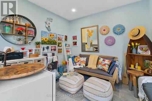 1522 Glenhill Crescent, Mississauga, ON - Indoor Photo Showing Other Room