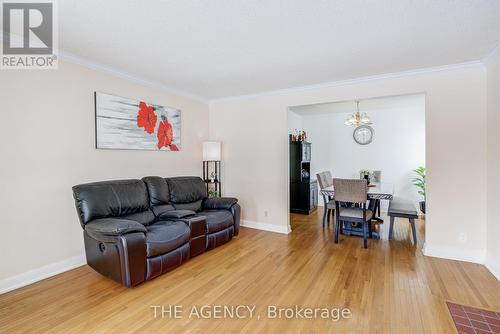 50 Todd Road, Toronto, ON - Indoor Photo Showing Living Room