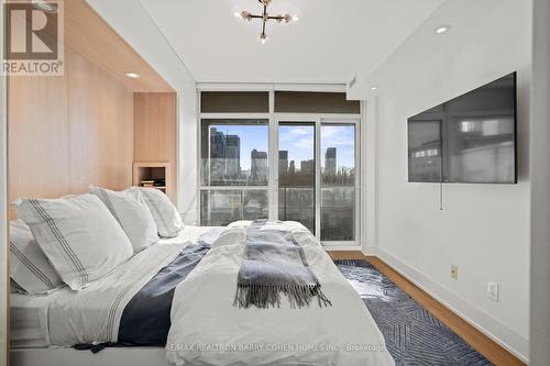 401 - 170 Avenue Road, Toronto, ON - Indoor Photo Showing Bedroom
