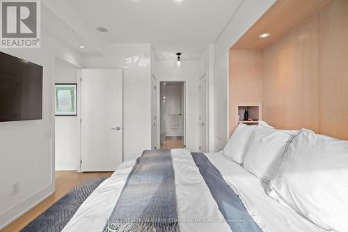 401 - 170 Avenue Road, Toronto, ON - Indoor Photo Showing Bedroom