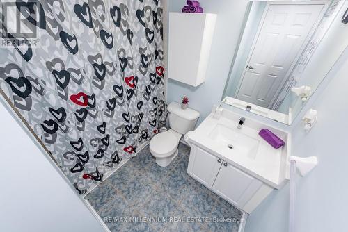 1034 - 3045 Finch Avenue E, Toronto, ON - Indoor Photo Showing Bathroom