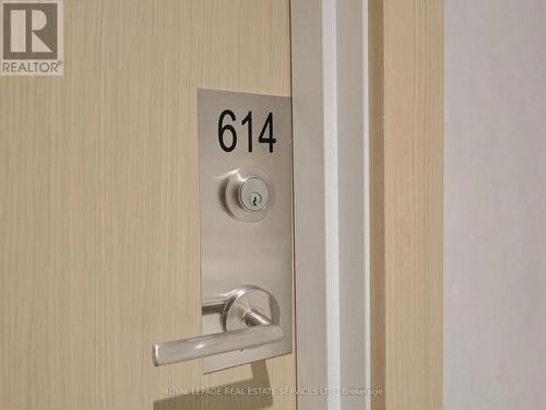 614 - 1195 The Queensway, Toronto, ON - Indoor Photo Showing Bathroom