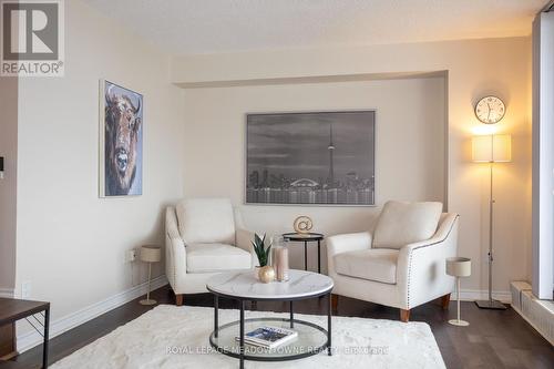 704 - 1338 York Mills Road, Toronto, ON - Indoor Photo Showing Living Room