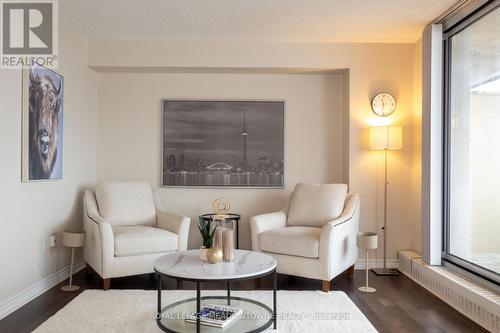 704 - 1338 York Mills Road, Toronto, ON - Indoor Photo Showing Living Room