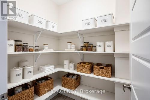 36 Maclachlan Avenue, Haldimand, ON - Indoor