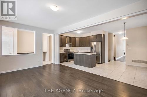 36 Maclachlan Avenue, Haldimand, ON - Indoor Photo Showing Kitchen