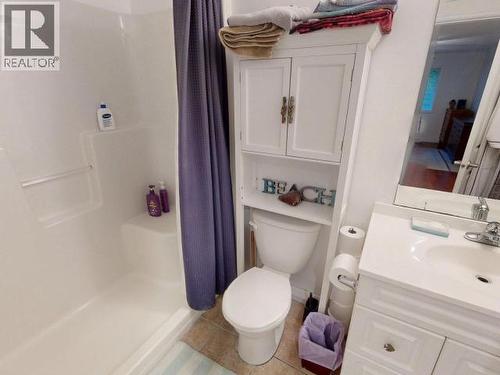 24-4415 Manson Ave, Powell River, BC - Indoor Photo Showing Bathroom