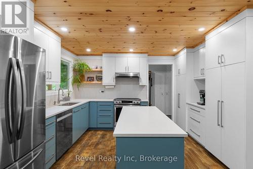 Renovated Kitchen - 210 Burnett'S Road, Mckellar, ON - Indoor Photo Showing Kitchen With Upgraded Kitchen