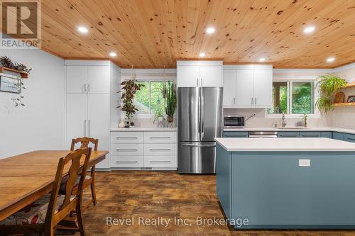 Kitchen/Dining - 210 Burnett'S Road, Mckellar, ON - Indoor