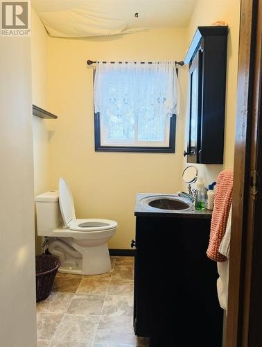 68 Elliott Rd, Sault Ste. Marie, ON - Indoor Photo Showing Bathroom