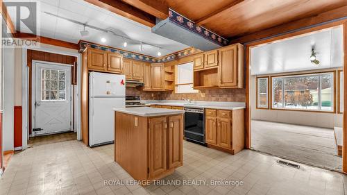 50 Glass Avenue, London East (East N), ON - Indoor Photo Showing Kitchen