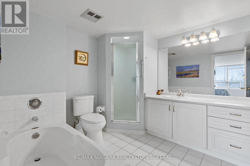 402 - 5100 Dorchester Road, Niagara Falls (Morrison), ON - Indoor Photo Showing Bathroom