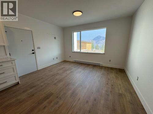 Suite living - 2170 Galore Crescent, Kamloops, BC - Indoor Photo Showing Other Room