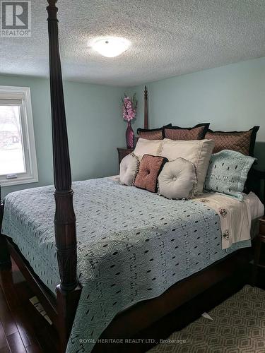 59 Hewitt Crescent, Ajax, ON - Indoor Photo Showing Bedroom