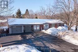 34 CEDAR CREEK ROAD  Springwater, ON L9X 0P5