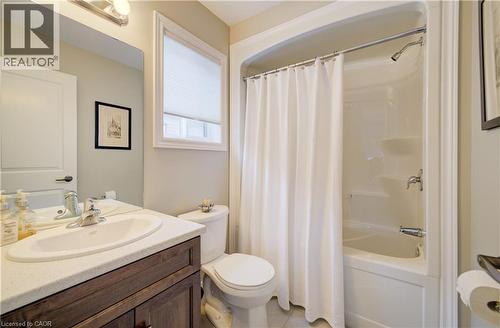 24 Festival Way, Binbrook, ON - Indoor Photo Showing Bathroom
