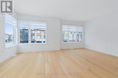 72 Windtree Way, Halton Hills, ON - Indoor Photo Showing Other Room