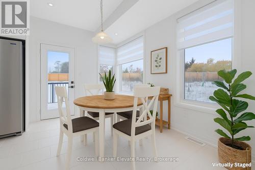 72 Windtree Way, Halton Hills, ON - Indoor Photo Showing Dining Room