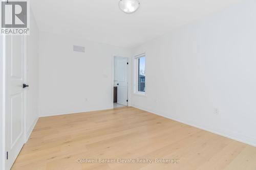 72 Windtree Way, Halton Hills, ON - Indoor Photo Showing Other Room