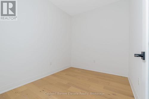 72 Windtree Way, Halton Hills, ON - Indoor Photo Showing Other Room