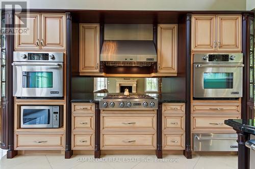 839 Lakeshore Road, Port Colborne, ON - Indoor Photo Showing Kitchen With Stainless Steel Kitchen