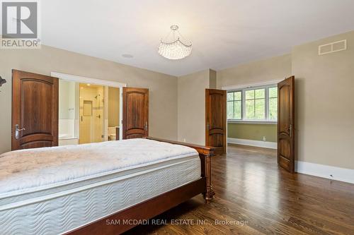 839 Lakeshore Road, Port Colborne, ON - Indoor Photo Showing Bedroom